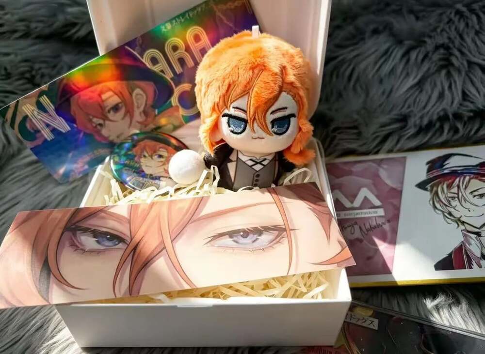 Anime Inspired Character Plush Gift Box | 10Cm Collectible Doll Set, Art Cards,